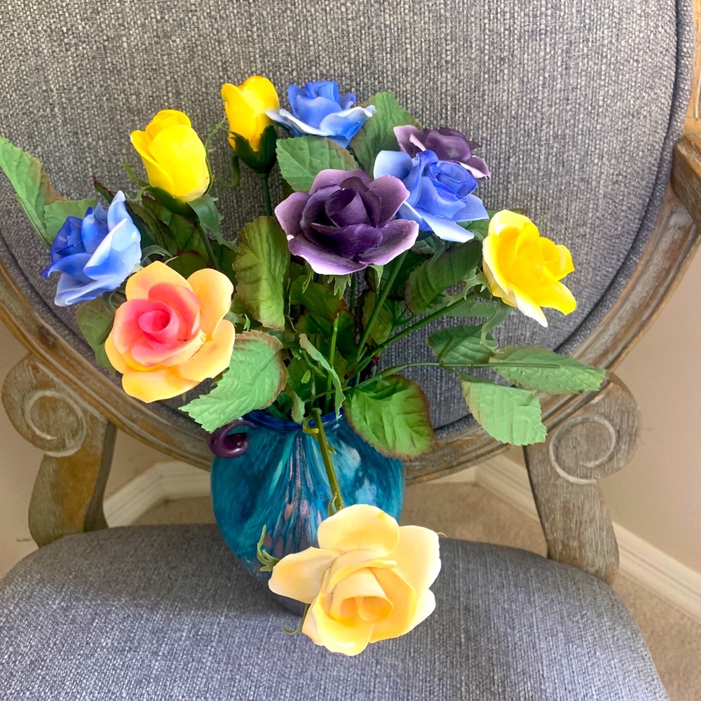 Vintage Bone China Porcelain 10 multi color roses silk leaves &wire stem England
